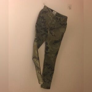 *3 for 25 Bundle and Save.Sanctuary Olive Camouflage Pants